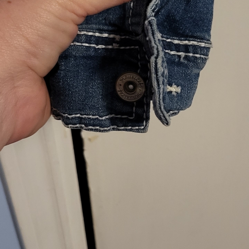 Jean jacket - Picture 4 of 8